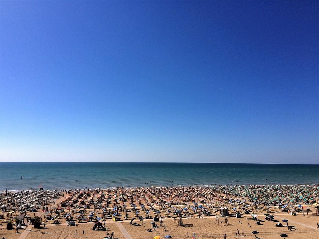 Reji - Appartamenti Bibione Exterior foto